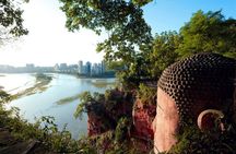 One Day Trip to Chengdu Panda Base and Leshan Buddha Tour