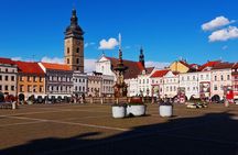 Enchanting Český Krumlov Walking Tour: Echoes of the Past