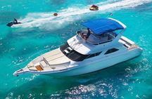 Deluxe Yacht 48FT with FlyBrige Rental in Cancun