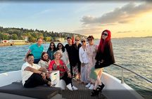 Bosphorus Sunset: An Enchanting Yacht Cruise in Istanbul