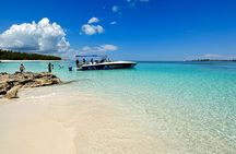 Private Tour 45ft Powerboat to Nearby Islands