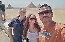 8-Hour Private Tour Giza Pyramids & Egyptian Museum from Cairo