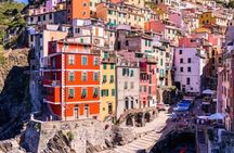 Boat tour 5 Terre from La Spezia : swim, food & open bar