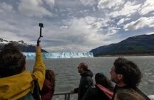 From El Calafate: Perito Moreno walkways + Boat Tour (optional)
