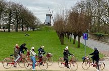 Bruges, Guided Retro Biketour: Highlights and Hidden Gems