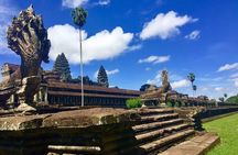 Exploring the Ancient Wonders of Angkor Wat with sunset backheng 