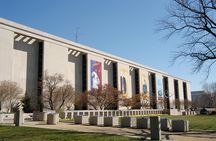 The American History Museum Guided Small-Group Tour in DC