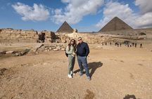 Top rated Giza Pyramids and Sphinx Tour from Cairo Airport