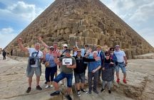 Private day tour to the Pyramids of Giza and Saqqara Pyramid