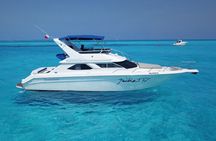 Deluxe Yacht 48FT with FlyBrige Rental in Cancun