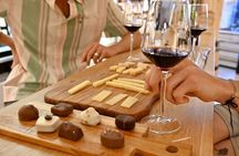 Private 10 Taste Amsterdam Food Tour by UNESCO Canals and Jordaan