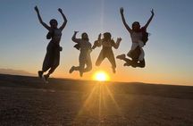 Marrakesh: Agafay Desert Sunset Quad Bike tour & Diner Show 