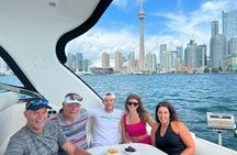 60-Minute Toronto Luxury Yacht Sightseeing Prosecco Cruise!