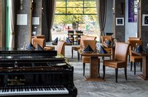 Sinatra Tribute Show and Dinner Experience in Manes