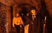 Small Group Ghost Tour incl. Underground Vaults & free drink in Megget's Cellar