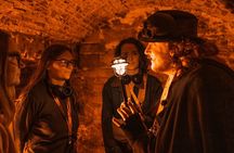 Small Group Ghost Tour incl. Underground Vaults & free drink in Megget's Cellar