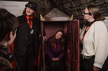 Immersive Haunted Underground Vaults Tour in Edinburgh