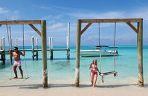 Private 4-Hour Rose Island charter Snorkeling Turtles & Beaching