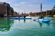 Venice Beginner's Kayak Tour: train & visit the Medieval Arsenal