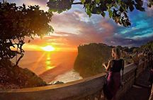 Jimbaran Beach and Sunset Temple with Kecak Dance in Uluwatu