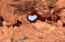 Private Valley of Fire Hiking and Sightseeing Adventure