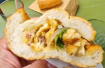 Walking Tour in Hanoi Old Quarter with Street Food & Coffee