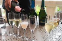 Private Helicopter Flight to winery with Sparkling Wine tasting