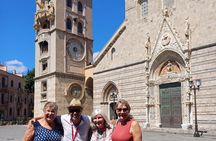 Private tour of Taormina and Castelmola from Messina with cannoli
