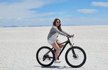Private experience Biking in the Uyuni Salt Flats