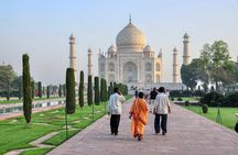 Same Day Trip to Taj Mahal, Agra from Bangalore by Flight