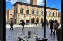 Bologna Food Tour and Enogastronomia Experience with Local Chef 