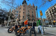 Barcelona Small Group Tour with Local Guide on Bike or E-Bike