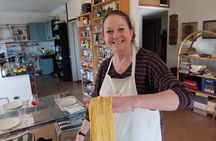 Home Cooking in Testaccio: Cacio e Pepe, Amatriciana, Carbonara
