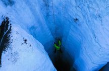Micro group - Ice climbing at Sólheimajökull