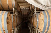 Wine & Mead Tasting, Distillery and Brewery Tour with Lunch