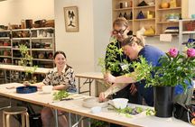 Traditional Japanese Flower Styling Workshop - Ikebana in Kyoto