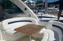 Private Yacht 48 ft Sting Ray City, Snorkel & Starfish Beach