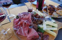 Authentic Full dinner & Wine Experience with a Sommelier in Pisa