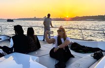 Istanbul Bosphorus Sunset Cruise on the Luxury Yacht