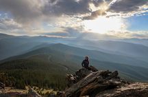 Sunset Hiking Tour in the Rocky Mountains near Denver