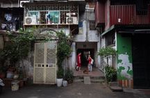 Hanoi Street Photography in a Vintage Community