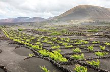 Lanzarote Volcanoes and Caves Tour from Fuerteventura