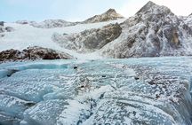  Small group Trekking to Vinciguerra Glacier and Témpanos Lagoon 