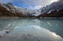 Trekking Emerald Lagoon