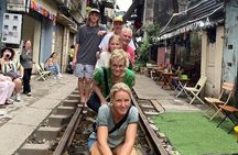 Hanoi Jeep Tour Sightseeing Include Street Food and Train Street