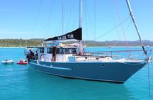 Major Tom -Sailing Day Cruise, with Snorkeling & Lunch