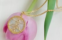 Demonstration of filigree work