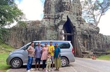 Angkor Wat Private One Day tour including sunrise & Banteay Srey 