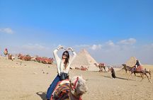 Full Day: Giza Pyramids, Sphinx, Memphis, Saqqara & Local lunch 