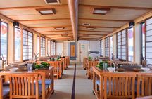 Tokyo Bay Yakatabune Dinner/Day Cruise with Japan Show & Drinks